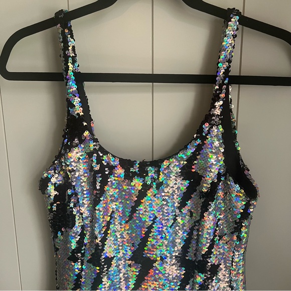 Any Old Iron iridescent sequin lightning bolt gown - Picture 8 of 16